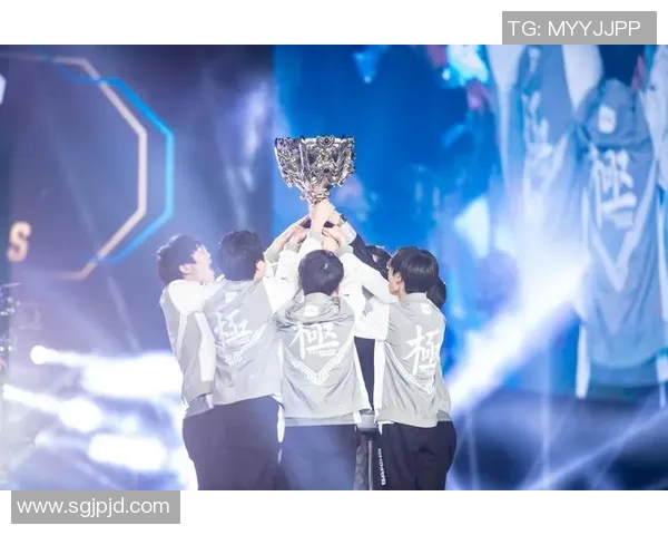 和平精英评论:IG战队防守与反击策略的成败分析与启示 和平精英评论:IG战队防守与反击策略的成败分析与启示