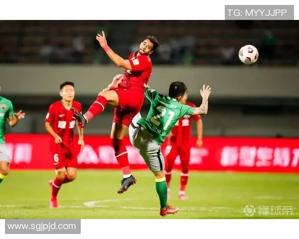 西安羽毛球队的阵地战体系与战术解析探讨 西安羽毛球队的阵地战体系与战术解析探讨