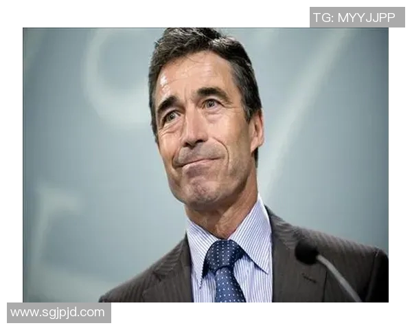 欧帕瑞欧与斯鲁普的巅峰对决谁能笑到最后探讨两者的实力与策略